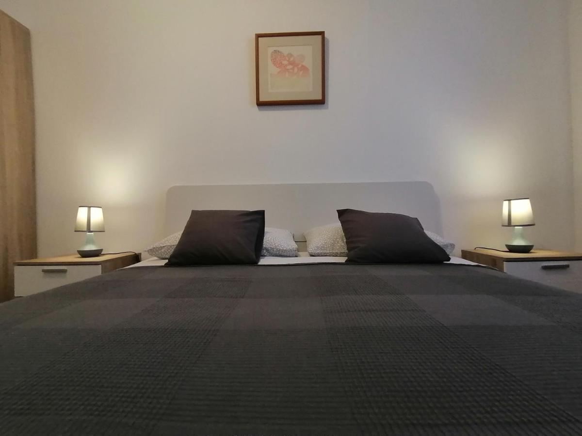 Holiday Apartment Dunja بولا المظهر الخارجي الصورة