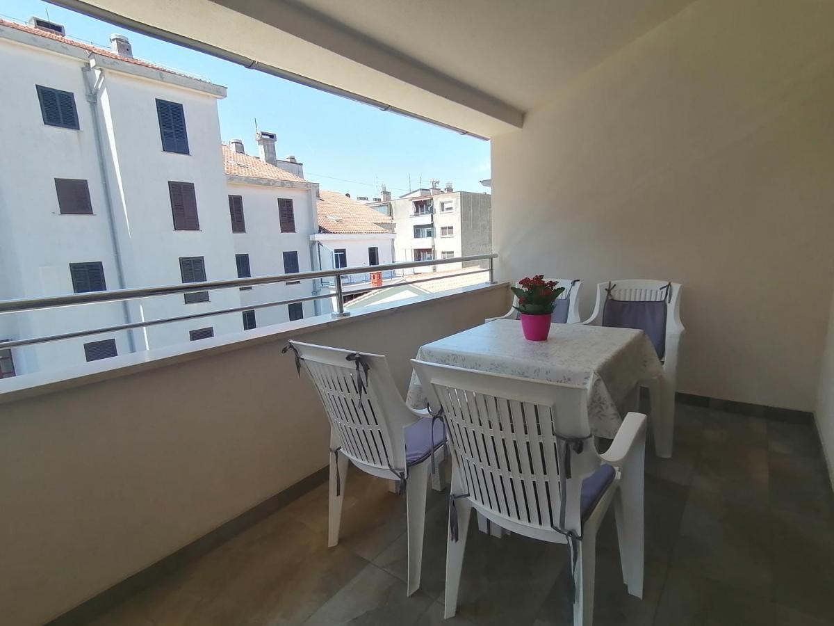 Holiday Apartment Dunja بولا المظهر الخارجي الصورة